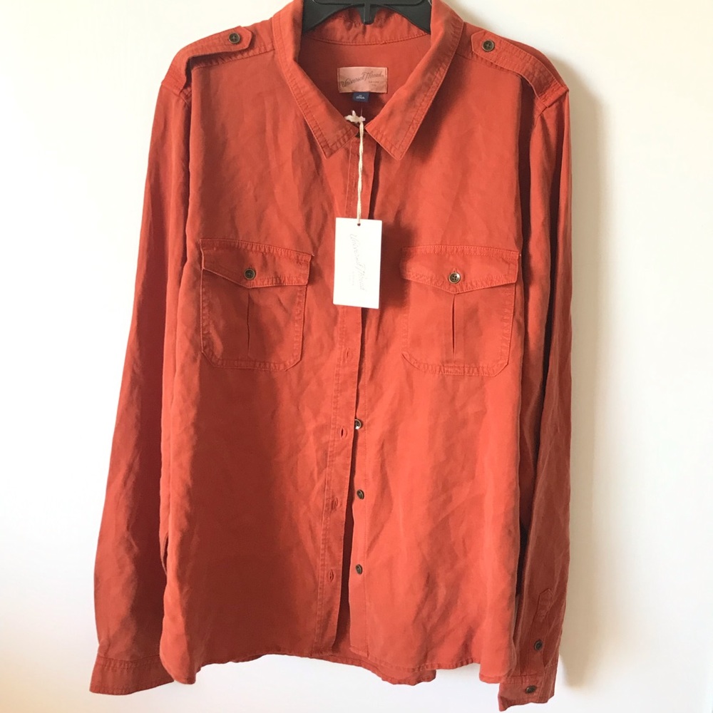 Button up long sleeve woman shirt